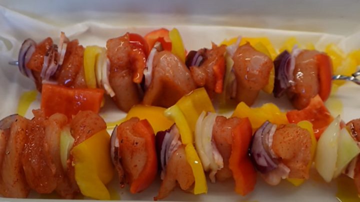 Kuřecí špíz s anglickou slaninou