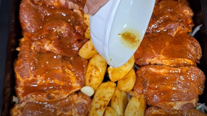 Marinovaná vepřová krkovice s brambory