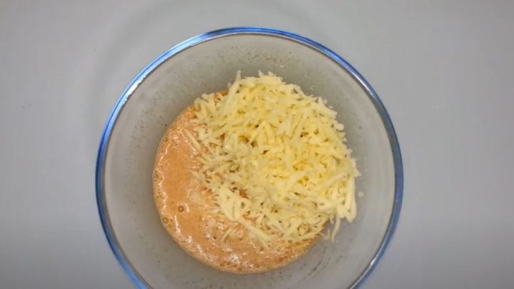 Zapečené rybí filé se sýrem a bramborami