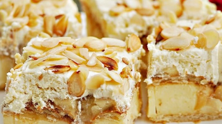 Nepečený karamelový řez s mandlemi Nepečený karamelový řez s mandlemi