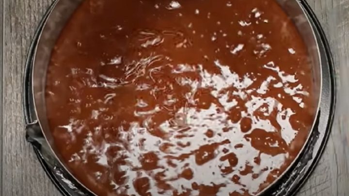 Královský dort s meruňkami a čokoládou