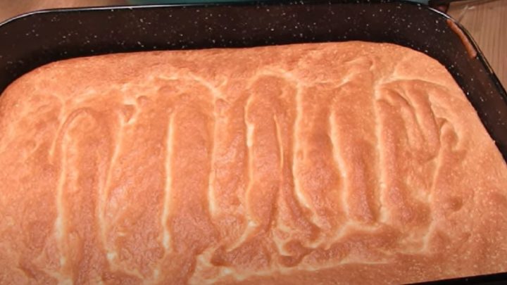 Vláčné malinové řezy s Nutellou