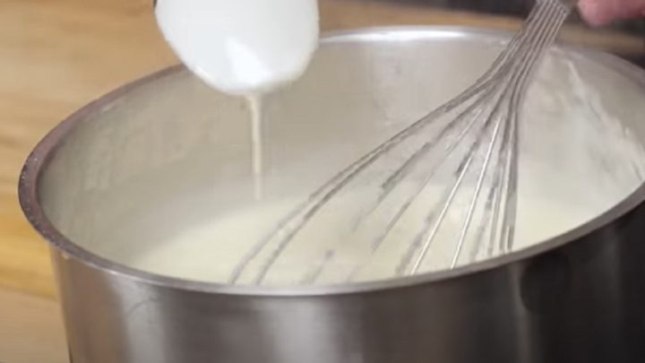 Hořčicová omáčka s vařenými vejci