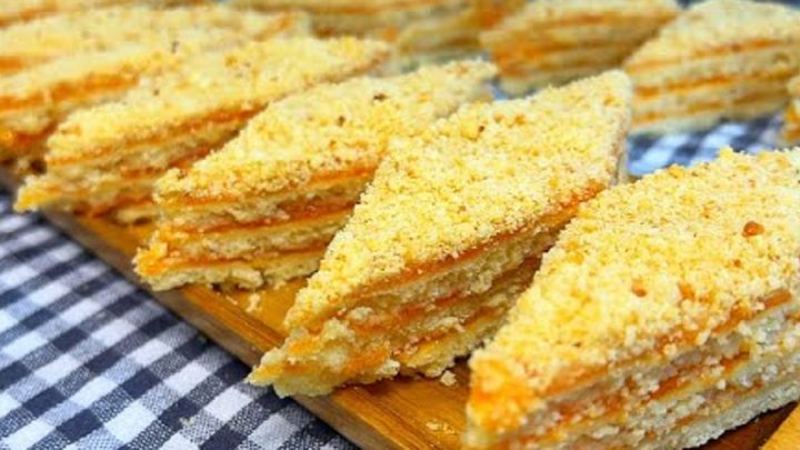 Křehké marmeládové řezy z máslového těsta