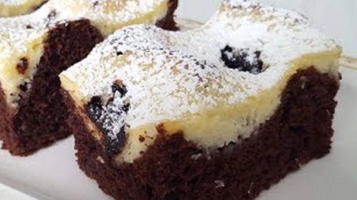 Strakatá buchta na plech s čokoládou