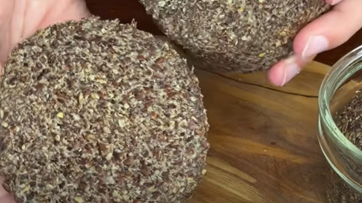 Chléb bez mouky se lněným semínkem
