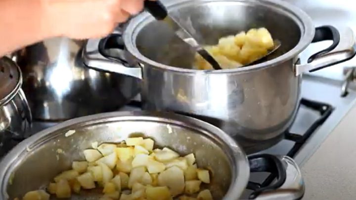 Rychlá kopřivová polévka s brambory