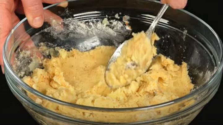 Zapečené bramborové krokety s mozzarellou