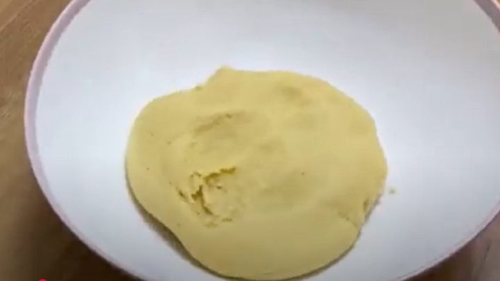 Rychlý jablečný závin s vanilkou