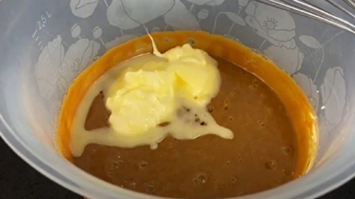 Nepečené koule sypané čokoládou