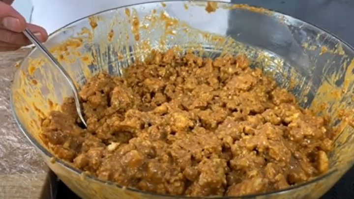 Nepečené koule sypané čokoládou