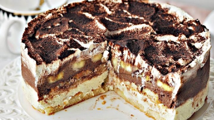 Banánový dort s pudinkovým krémem