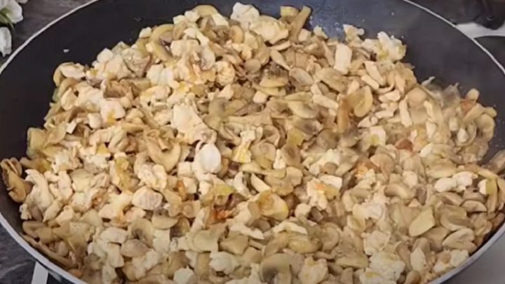 Slané košíčky s žampionovou náplní