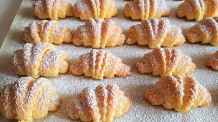 Rohlíčky z tvarohového těsta s vanilkou