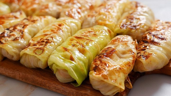 Tradiční zelné závitky s mletým masem