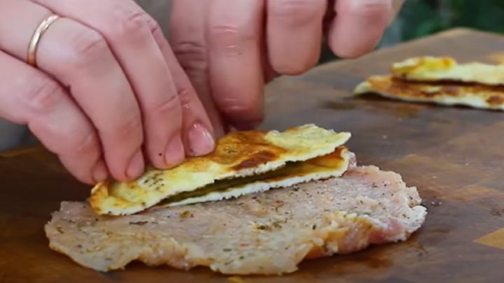 Pečené vepřové rolky se slaninou