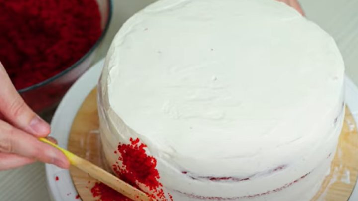 Red velvet dort se smetanovým krémem