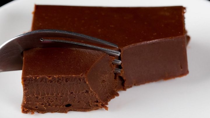 Nepečený čokoládový řez ze 3 surovin