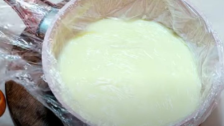 Banánový dort s pudinkovým krémem