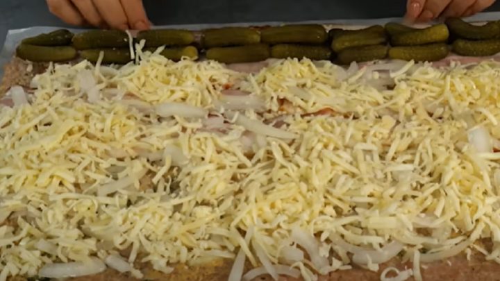 Masová roláda plněná slaninou