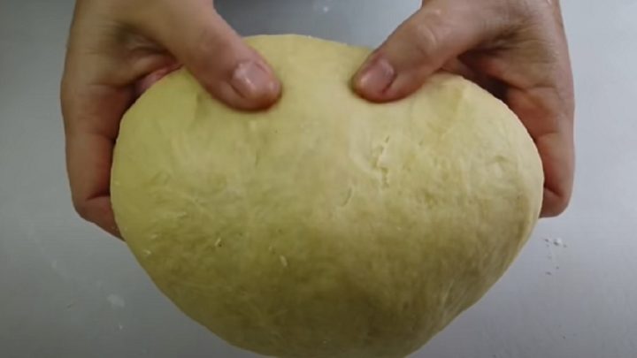 Kynuté buchty plněné marmeládou