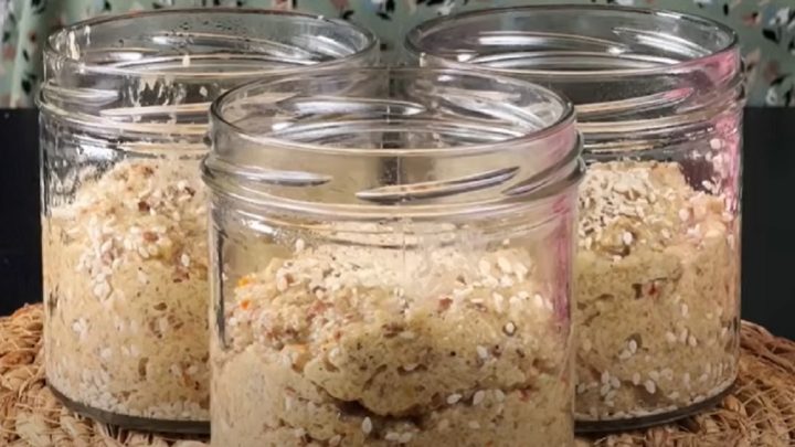 Fit chléb s kešu oříšky a sušenými rajčaty