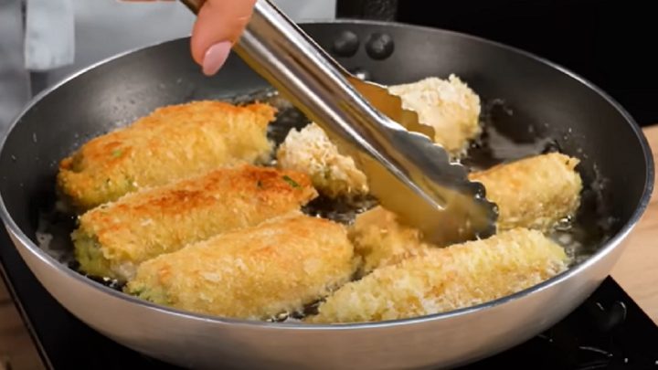 Vepřové rolky se sýrem a okurkami