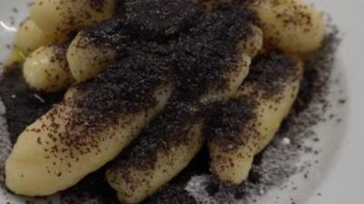 Tvarohové šišky s mákem a jemným máslem