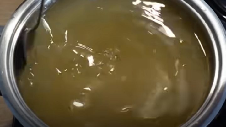 Domácí bezový sirup jen ze 4 ingrediencí