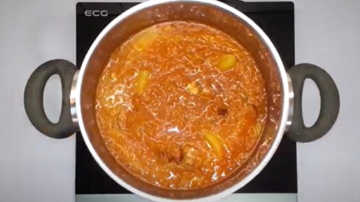 Hustá zelňačka s klobásou a brambory