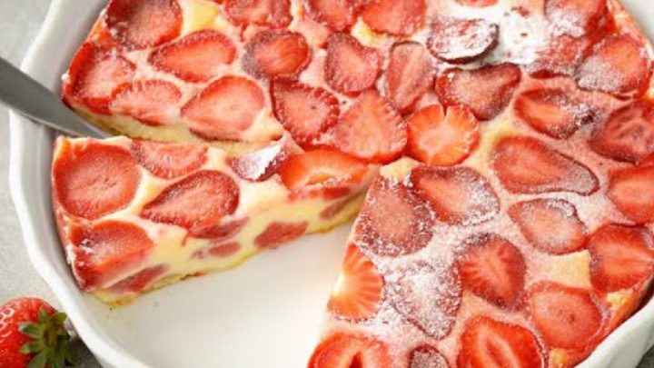 Rychlý koláč s jahodami a vanilkou