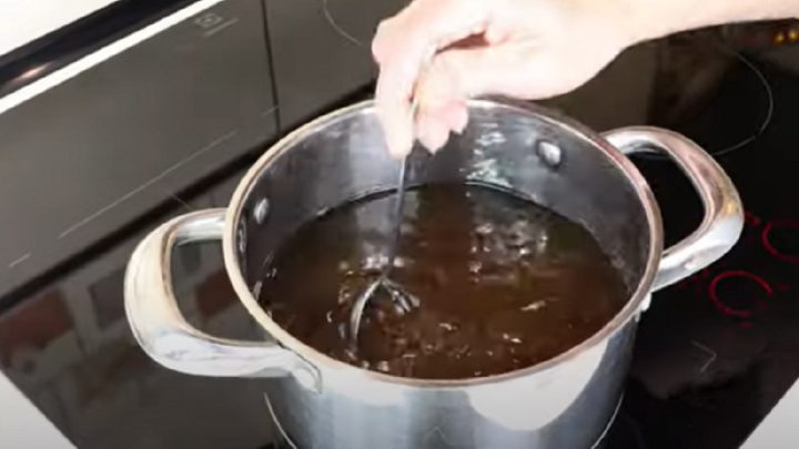 Mátový sirup s citronem jen ze 4 ingrediencí