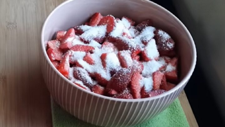 Jednoduchá jahodová marmeláda