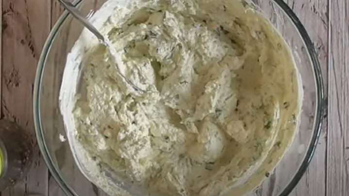 Pečené brambory plněné tvarohem