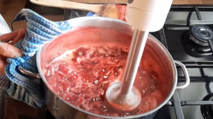 Jednoduchá jahodová marmeláda