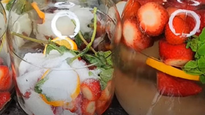 Jahodové mojito s citronem na zimu