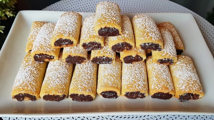 Sušenky plněné Nutellou a kokosem