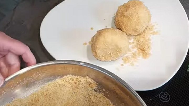 Tvarohové knedlíky plněné jahodami