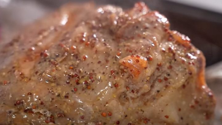 Krkovice pečená v celku s medem