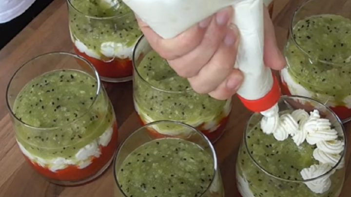 Ovocné poháry s krémem z mascarpone