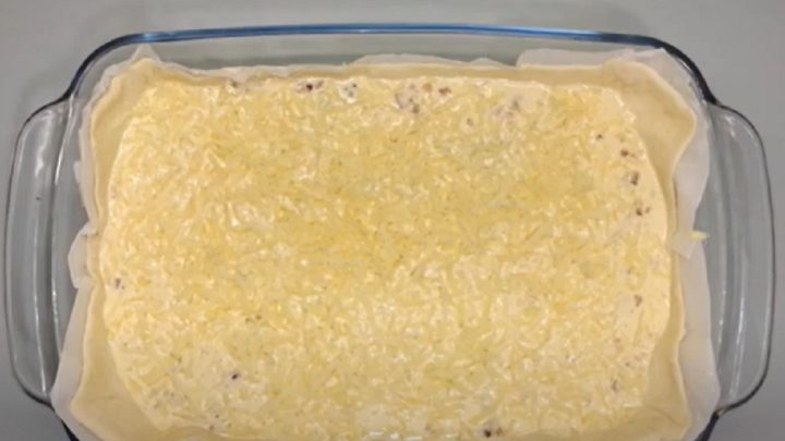 Quiche z listového těsta se slaninou