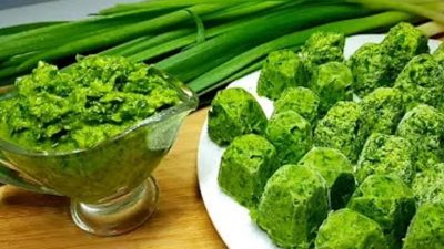 Bylinkové pesto s medem a citronem