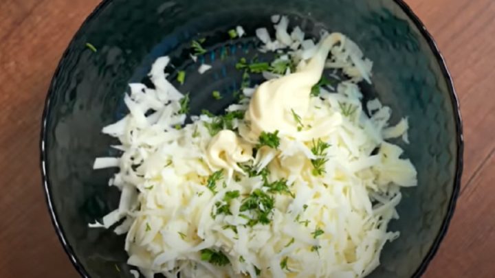 Pečená cuketová kolečka se sýrem