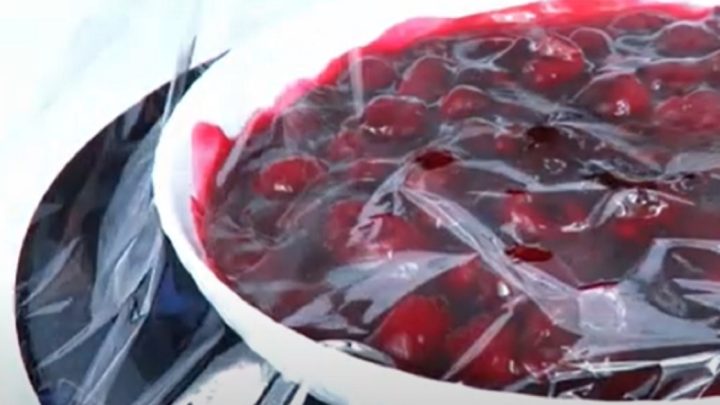 Hustá třešňová náplň do buchet a koláčů