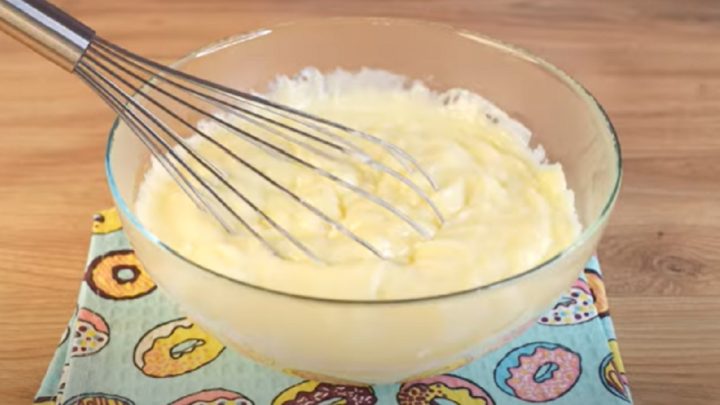 Pudinkové řezy s cukrářskými piškoty