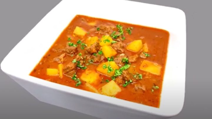 Poctivá gulášová polévka s hovězím