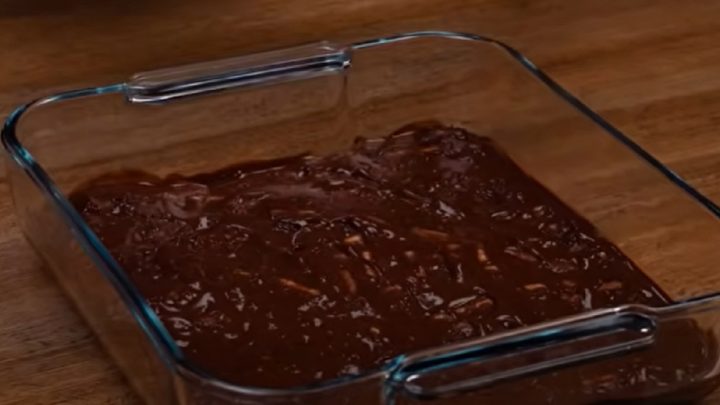 Nepečený trubičkový řez se 2 druhy krému