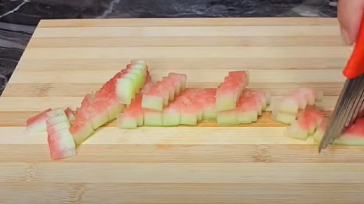 Džem z melounových slupek s hřebíčkem