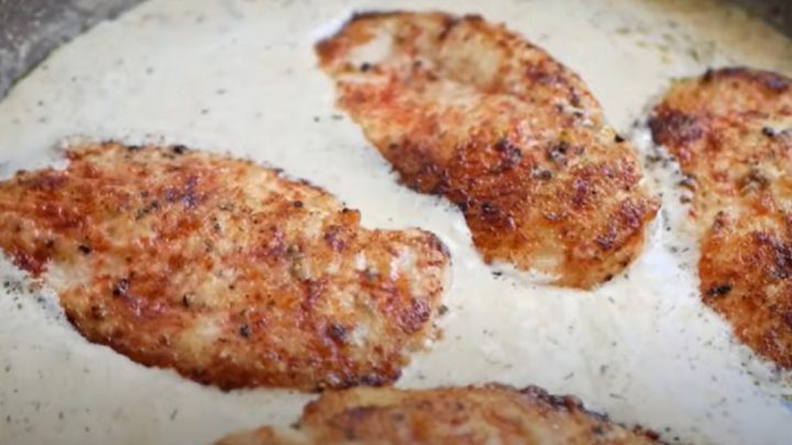 Kuřecí prsa v česnekové omáčce