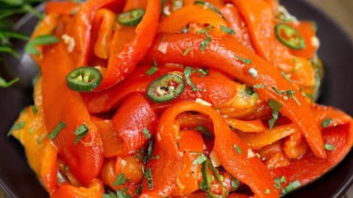 Pečené papriky v česnekové marinádě